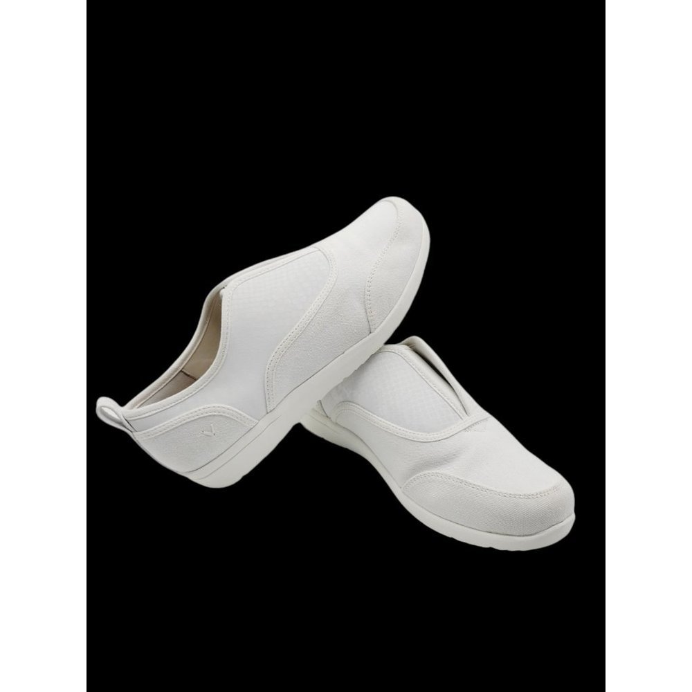 Vionic Denver  White Slip ons Women's Size 7